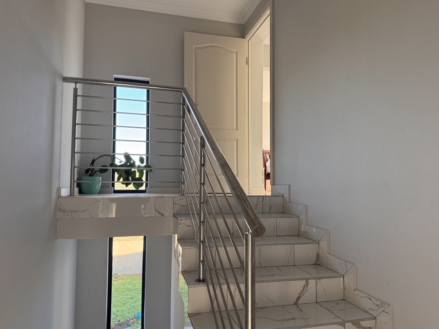 3 Bedroom Property for Sale in Hartenbos Heuwels Western Cape